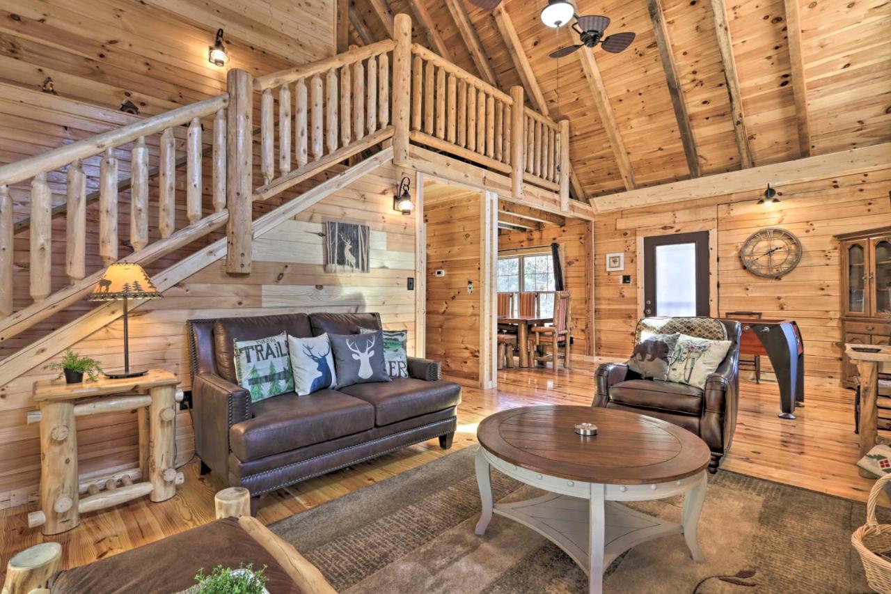 Gatlinburg Cabin With Loft And Game Room 1 Mi To Town Eksteriør billede